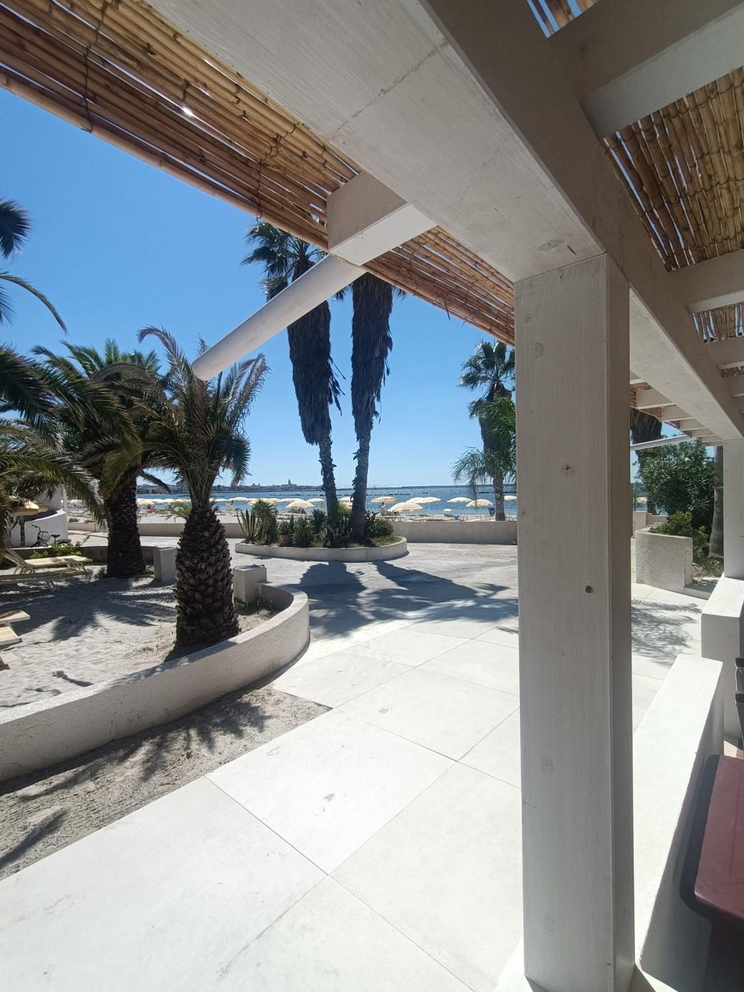 Lido Di Alghero Rooms On The Beach Εξωτερικό φωτογραφία