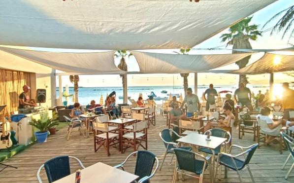 Lido Di Alghero Rooms On The Beach Εξωτερικό φωτογραφία