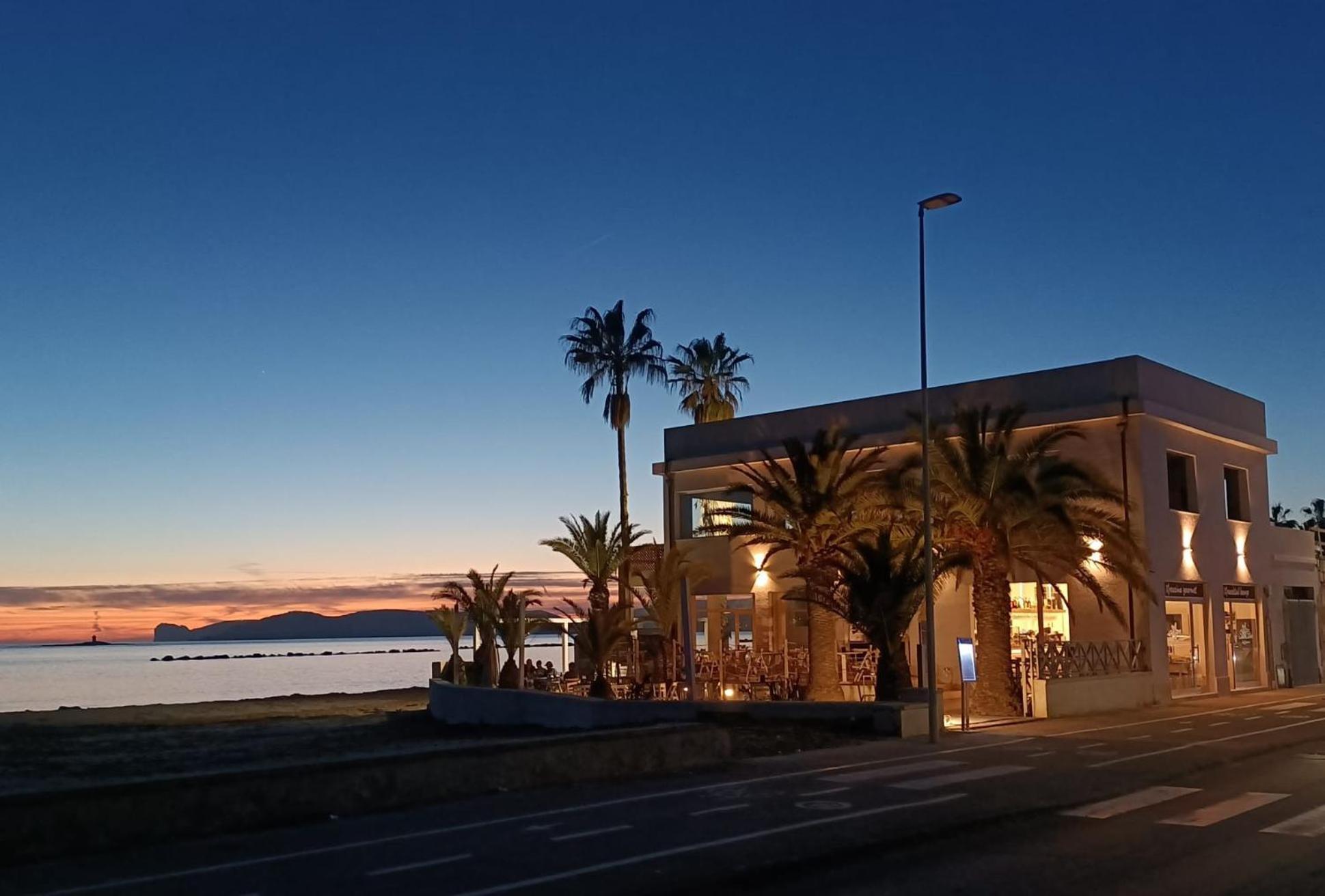 Lido Di Alghero Rooms On The Beach Εξωτερικό φωτογραφία